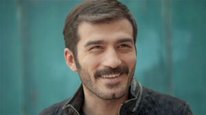 Biografie Ufuk Bayraktar