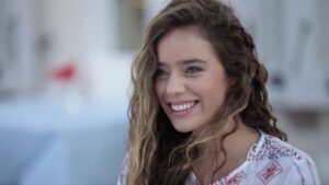 Biografie Zeynep Elcin (Duygu – Dragoste si secrete)