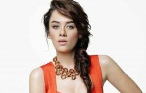 Biografia actriței Demet Evgar (Bahar din serialul Curajul de a renaște)