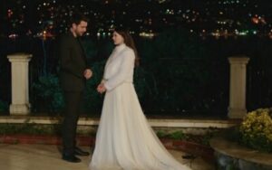 Casatorie cu bucluc episoadele 121-124 (rezumat) Kerem o cere in casatorie pe Ceyda