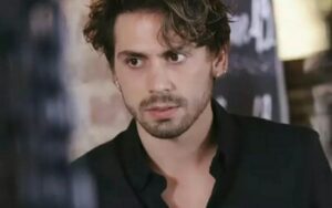 Cine este actorul Taro Emir Tekin care joacă rolul lui Kaya în Golden boy?