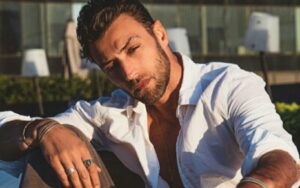 Biografia actorului Ceyhun Mengiroglu