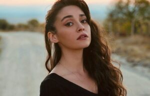 Biografia actriței Nazli Pinar Kaya (Cemile – Poveste din Anatolia)