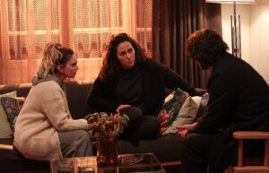 Vinovați de iubire episodul 41 și 42 (rezumat) Persoana din camera de la subsol era Naci