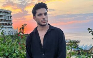 A debutat în serialul “Capcana iubirii”. Biografia actorului Bilek Orundaș