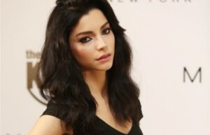 Biografia actriței Merve Bolugur (Sultana Nurbanu din serialul Suleyman Magnificul)