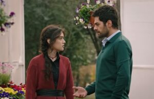 “Pe aripile iubirii” episoadele 57 și 58 rezumat. Halil face orice pentru a o împiedica pe Zeynep să lucreze cu Orhan