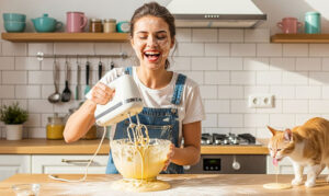 Greșești dacă supraîncarci mixerul când faci prăjituri