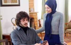 “Capcana iubirii” episoadele 703 și 704, rezumat. Elif începe să afle că Suzan i-a despărțit pe Akif și Behiye