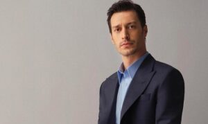 Biografia actorului Feyyaz Serifoglu (Sedat din serialul Fata de la fereastră)