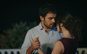 “Pe aripile iubirii” Episoadele 231 și 232, rezumat. Zeynep îi dă o lecție lui Halil